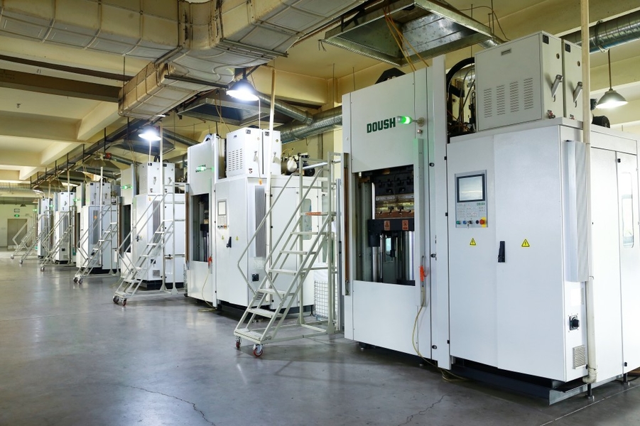Jiangsu Kunyuan Rubber & Plastic Technology Co.,Ltd สายการผลิตของผู้ผลิต